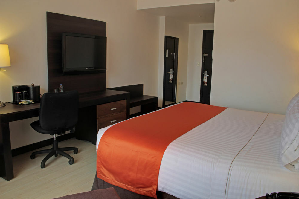 Holiday Inn Express San Jose Forum Costa Rica By Ihg Экстерьер фото
